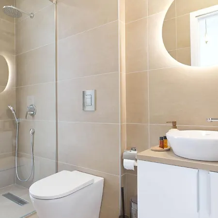 3-bedroom To Rent Apartment *