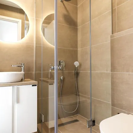 3-bedroom To Rent Apartament Pafos